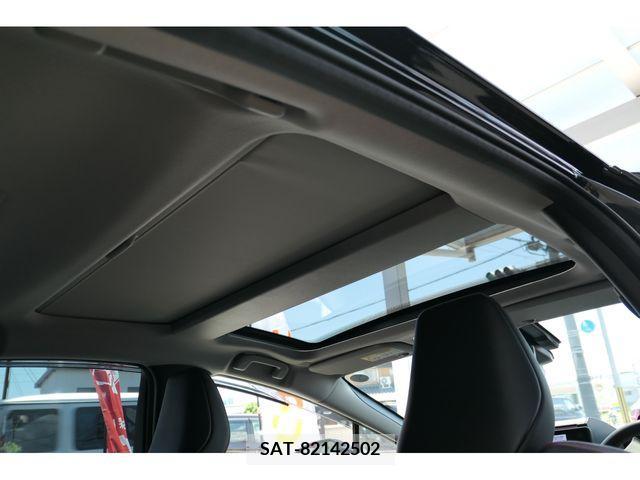 Toyota PRIUS 2023-06 349581-11