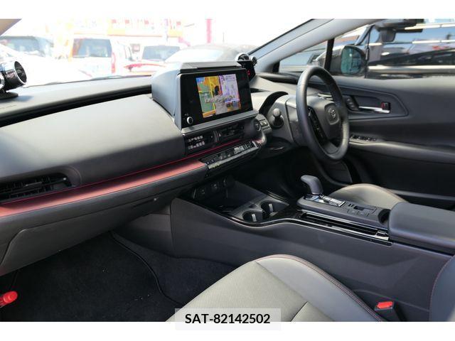 Toyota PRIUS 2023-06 349581-17