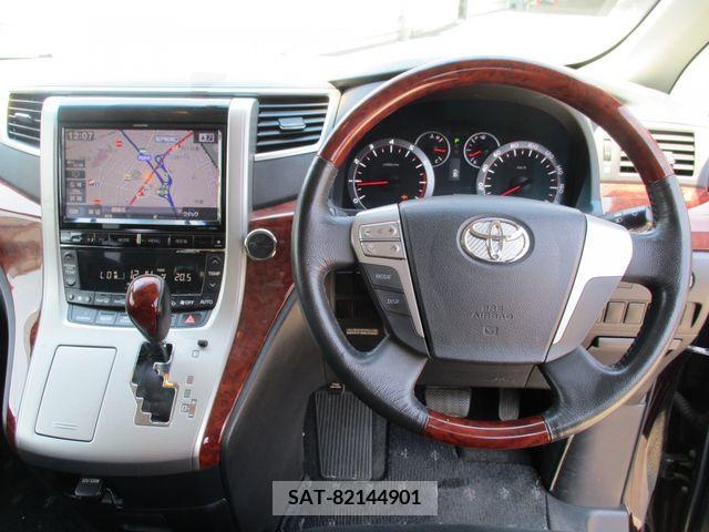 Toyota VELLFIRE 2010-01 299824-1
