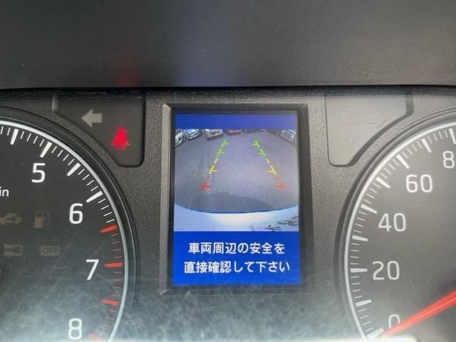 Nissan NV350 Caravan 2013-06 3505-11