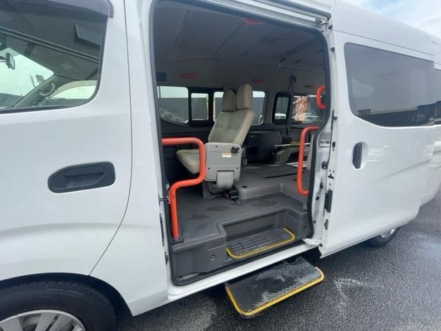 Nissan NV350 Caravan 2013-06 3505-13