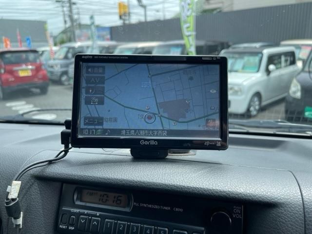 Nissan NV350 Caravan 2013-06 3505-9