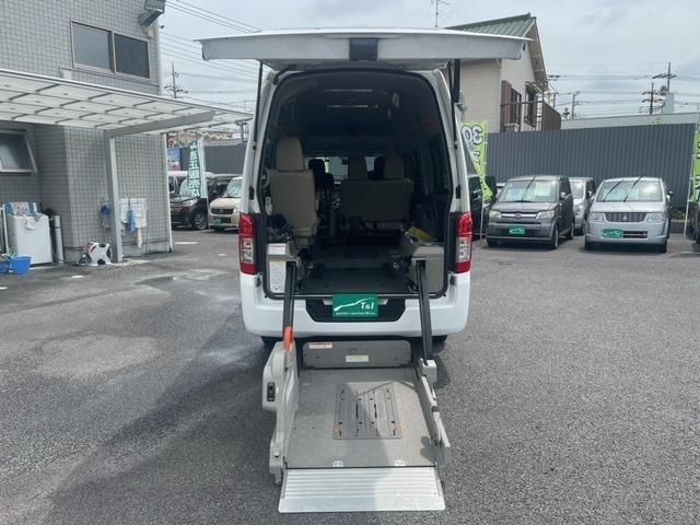 Nissan NV350 Caravan 2013-06 3505-1