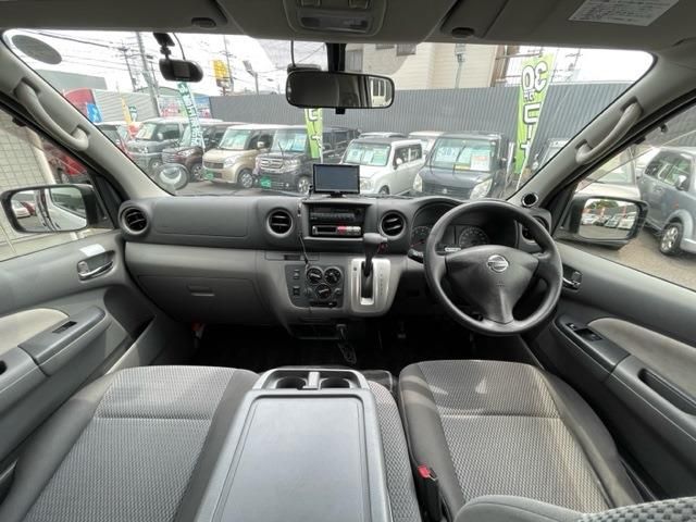 Nissan NV350 Caravan 2013-06 3505-5