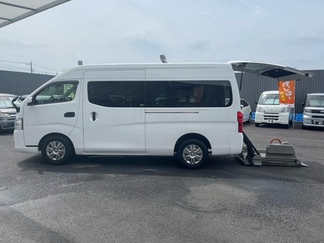 Nissan NV350 Caravan 2013-06 3505-27