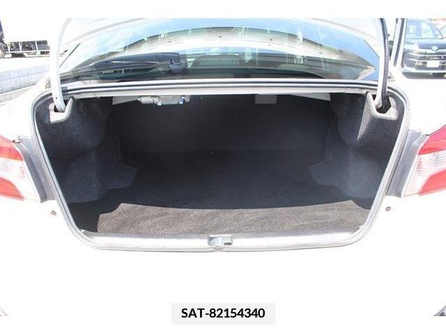 Subaru WRX STI 2018-06 371145-18