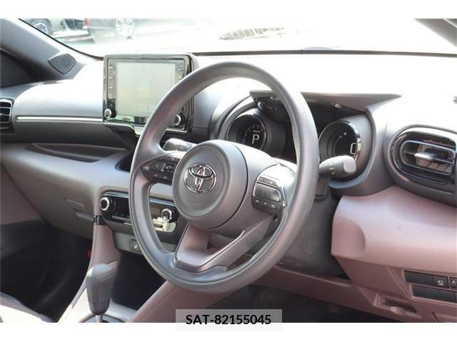 Toyota YARIS 2020-09 215251-6