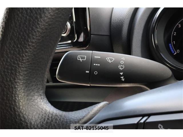 Toyota YARIS 2020-09 215251-16