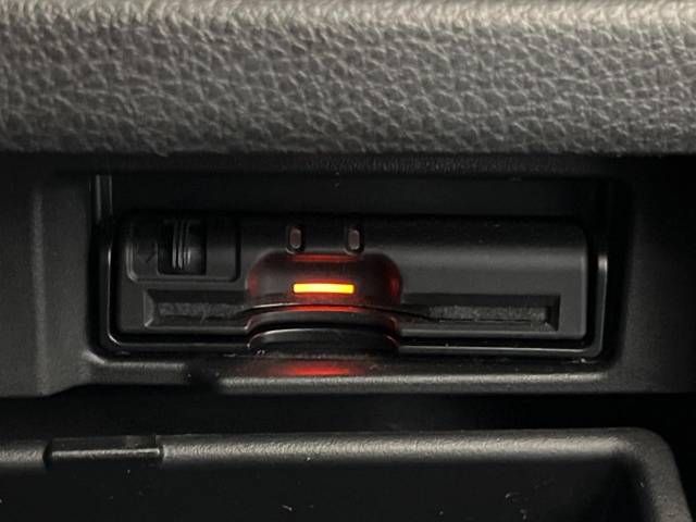 Nissan SERENA 2012-10 1822-6