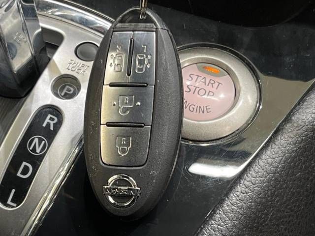 Nissan SERENA 2012-10 1822-7