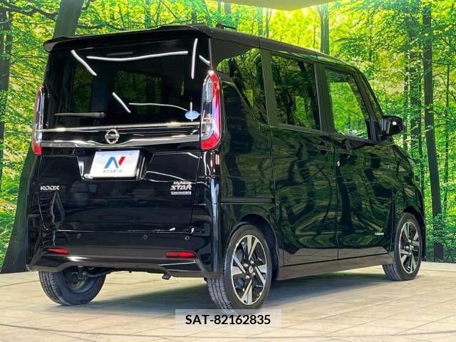Nissan ROOX 2020-11 276085-17