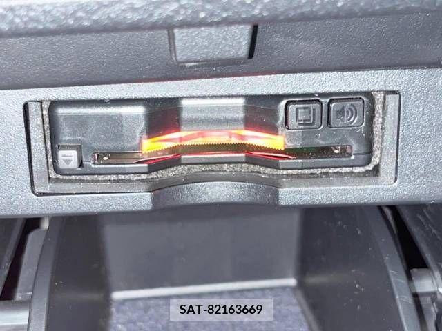 Toyota ALPHARD 2023-02 299589-11