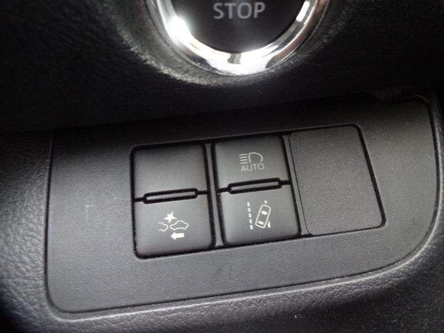 Toyota SIENTA 2016-08 20999-21