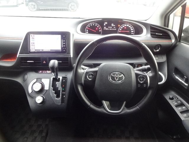 Toyota SIENTA 2016-08 20999-9