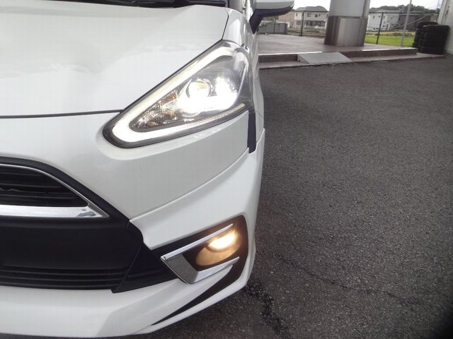 Toyota SIENTA 2016-08 20999-26