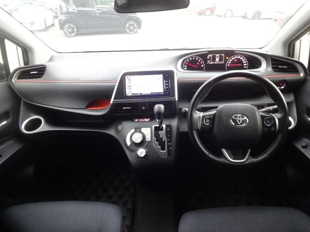 Toyota SIENTA 2016-08 20999-2