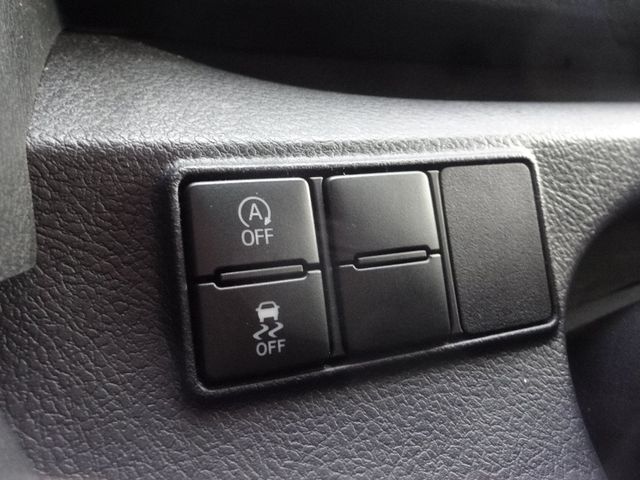 Toyota SIENTA 2016-08 20999-23