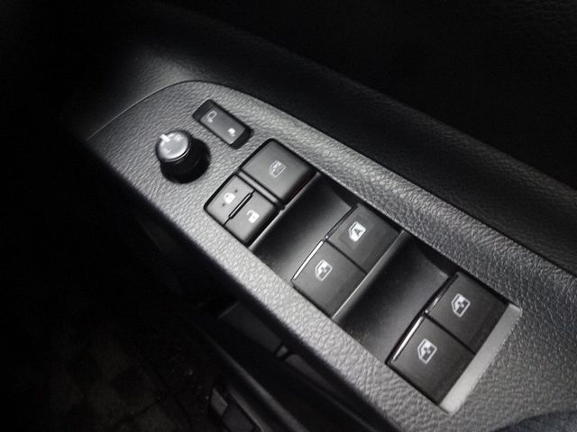 Toyota SIENTA 2016-08 20999-20