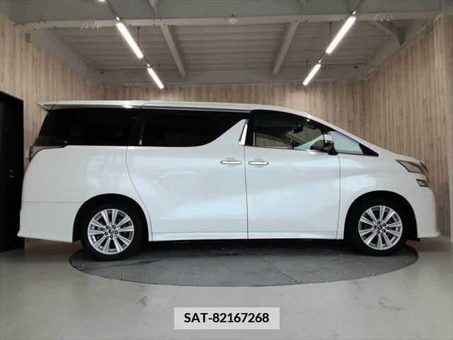 Toyota VELLFIRE 2015-07 381327-19