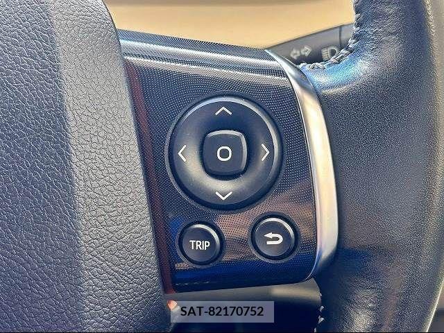Toyota SIENTA 2017-08 368163-7