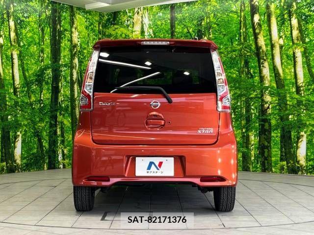 Nissan DAYZ 2015-10 323333-16