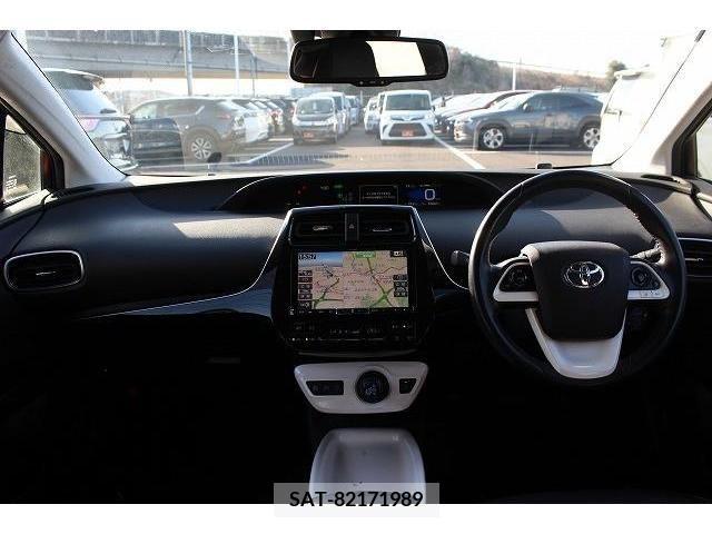 Toyota PRIUS 2016-07 211663-12