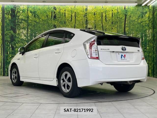 Toyota PRIUS 2013-07 343038-18