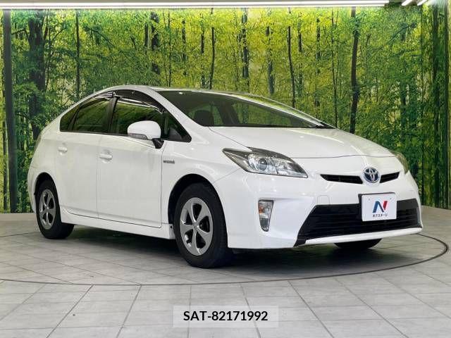 Toyota PRIUS 2013-07 343038-17