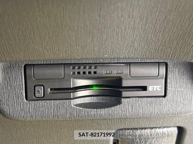 Toyota PRIUS 2013-07 343038-5