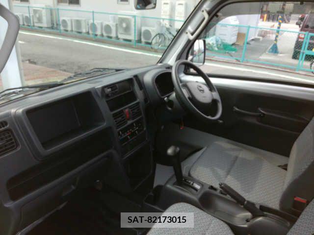 Nissan CLIPPER 2016-07 385533-3