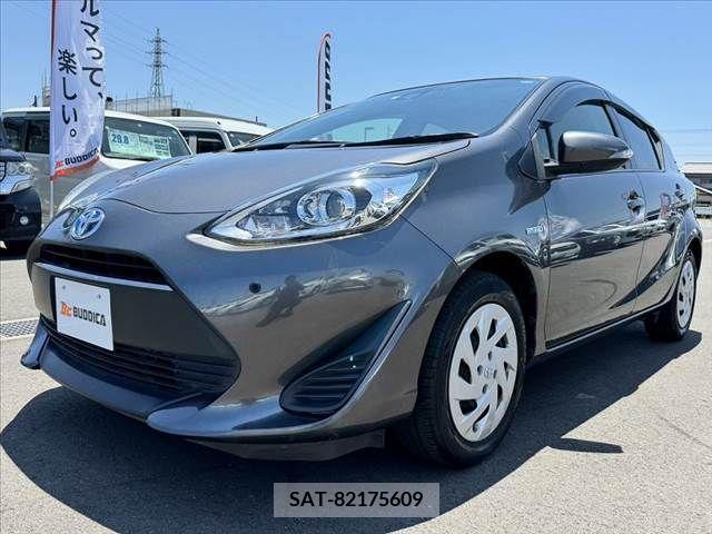 Toyota AQUA 2019-03 260465-9