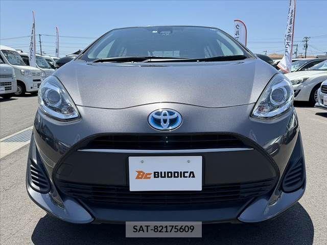 Toyota AQUA 2019-03 260465-8