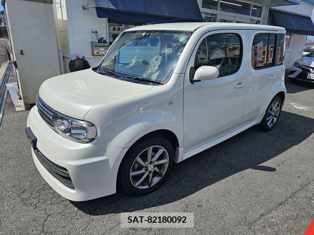 Nissan CUBE 2018-01 358411-3