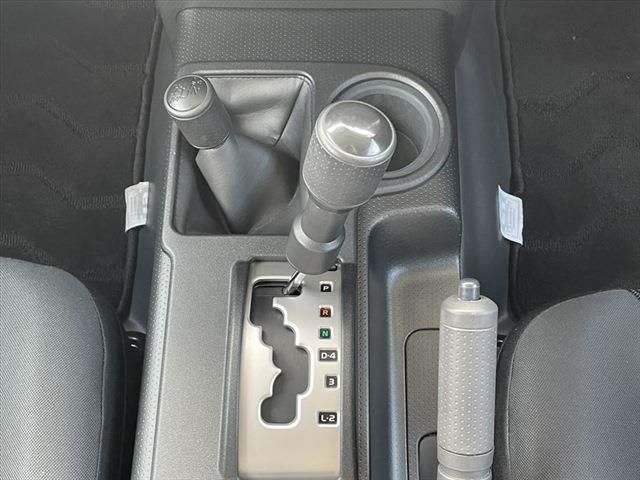 Toyota FJ CRUISER 2012-01 27507-20