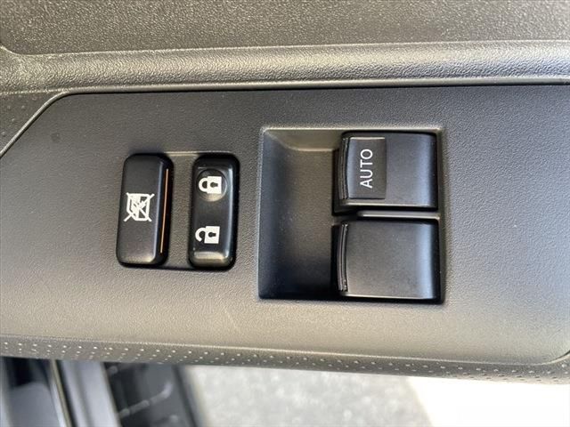 Toyota FJ CRUISER 2012-01 27507-27
