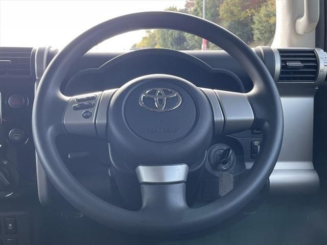 Toyota FJ CRUISER 2012-01 27507-19