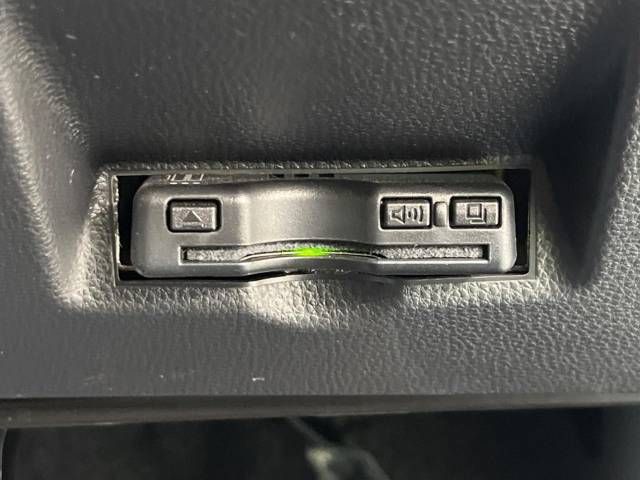 Toyota YARIS 2022-10 194517-5