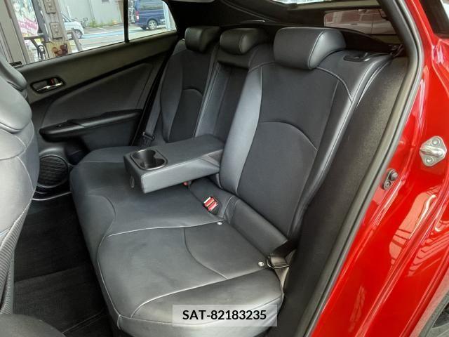 Toyota PRIUS 2016-05 347386-23