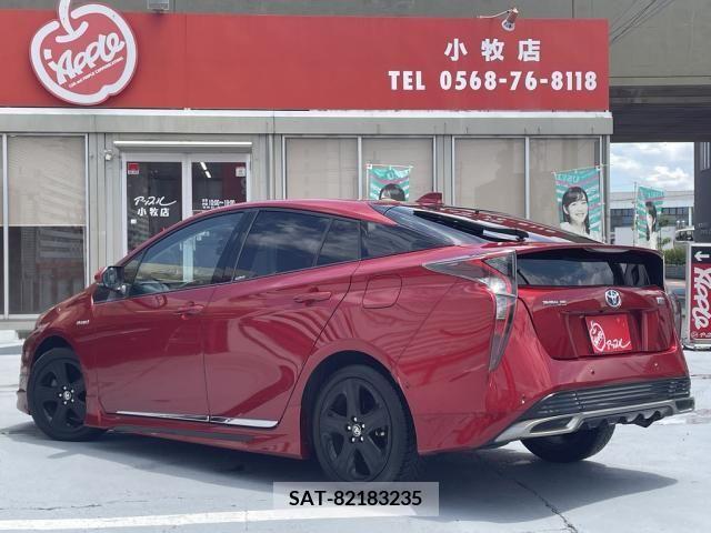Toyota PRIUS 2016-05 347386-8