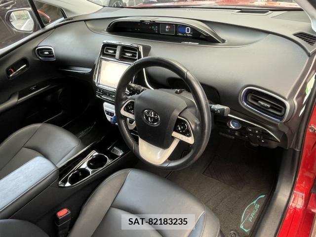 Toyota PRIUS 2016-05 347386-18