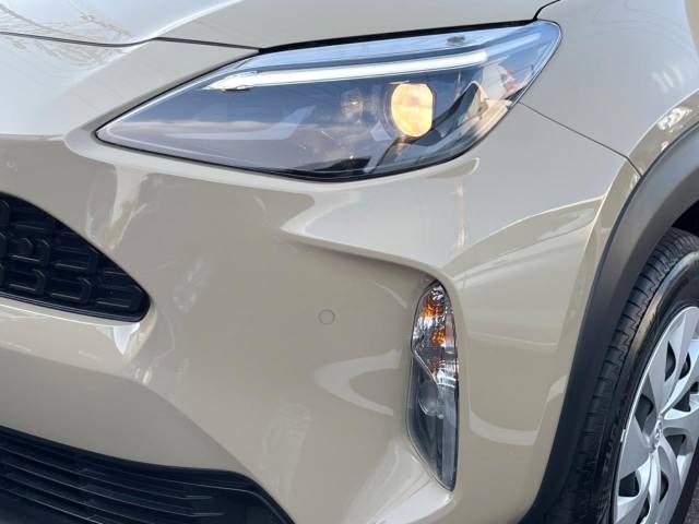 Toyota YARIS CROSS 2023-03 195798-12