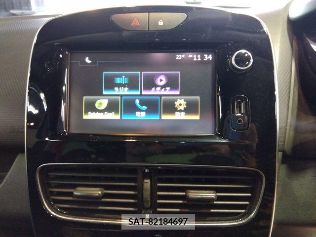 Renault LUTECIA 2019-06 283120-8