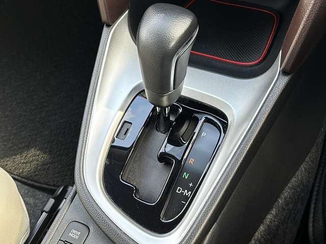Toyota YARIS CROSS 2021-04 182828-7