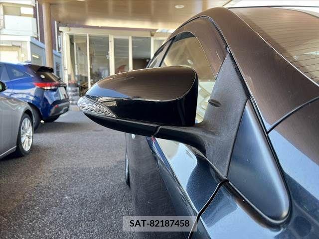 Toyota AURIS 2017-04 356697-26