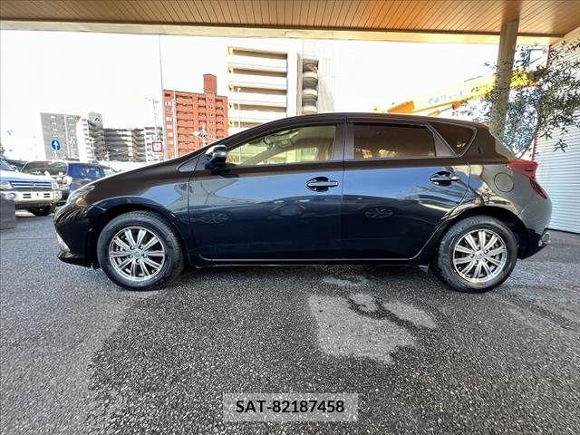 Toyota AURIS 2017-04 356697-10
