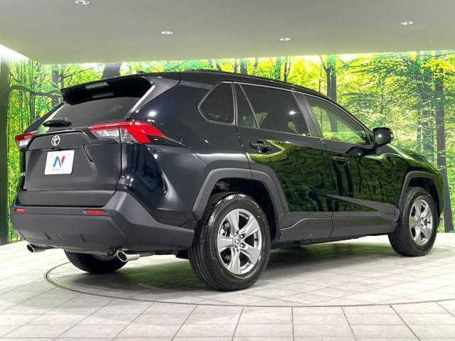 Toyota RAV4 2023-05 20820-17