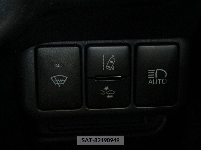Toyota AQUA 2017-10 260425-17