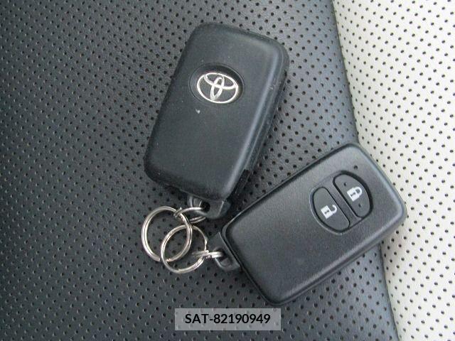 Toyota AQUA 2017-10 260425-11