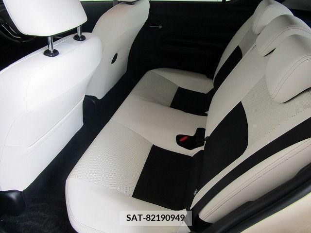 Toyota AQUA 2017-10 260425-18