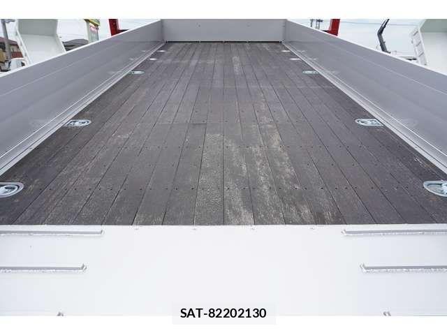 Mitsubishi FIGHTER 2024-05 426897-19
